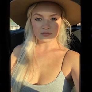 Meet your Posher, Gabbie